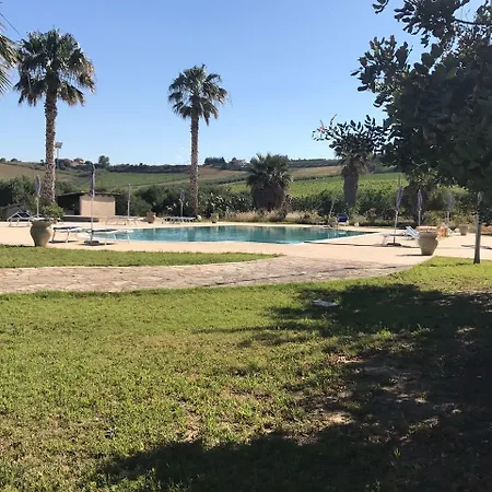 Fattoria Manostalla Chiarelli Farmház Partinico