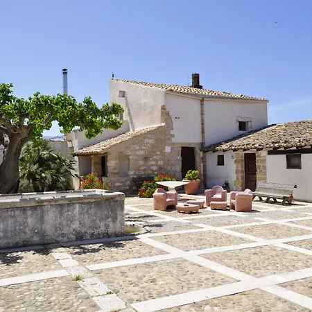 Fattoria Manostalla Chiarelli 巴莱斯特拉泰