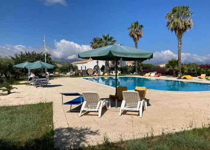 Fattoria Manostalla Chiarelli 农家乐 *