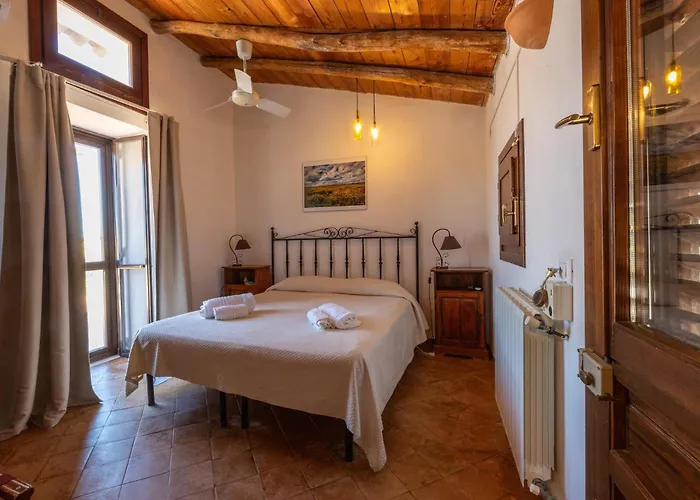 Fattoria Manostalla Chiarelli 农家乐 *