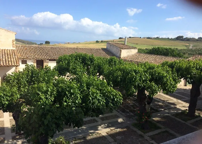 Fattoria Manostalla Chiarelli *