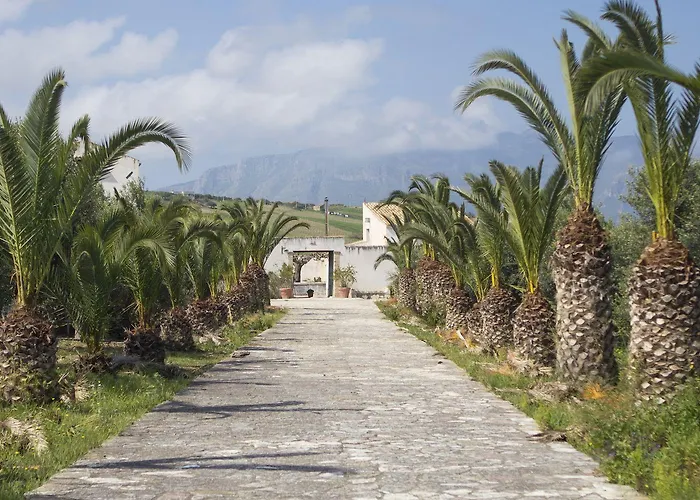 农家乐 Fattoria Manostalla Chiarelli 巴莱斯特拉泰